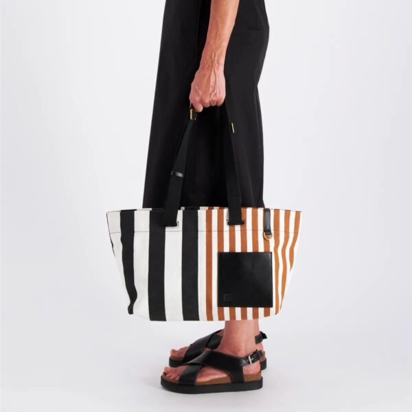 Inouï Éditions : Sac Cabas Strap S Bicolor Stripes Noir – Image 2