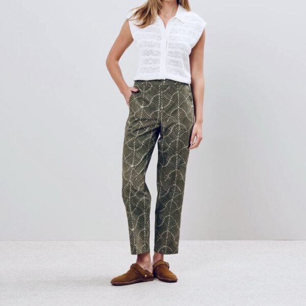 Hartford : Pantalon Pili imprimé feuilles gris