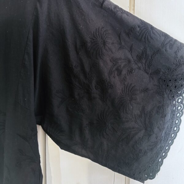 Hartford : Top voile de coton brodé HUSCO noir – Image 4