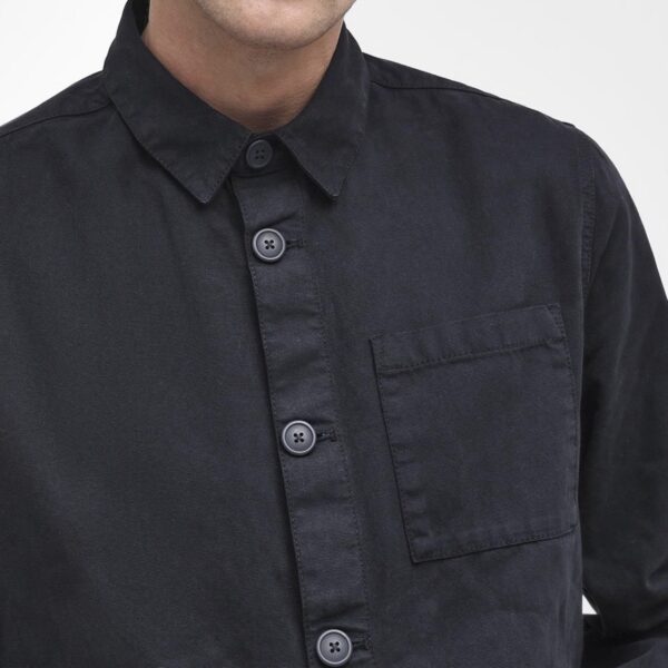 BARBOUR : Sur chemise coton lavé marine – Image 2