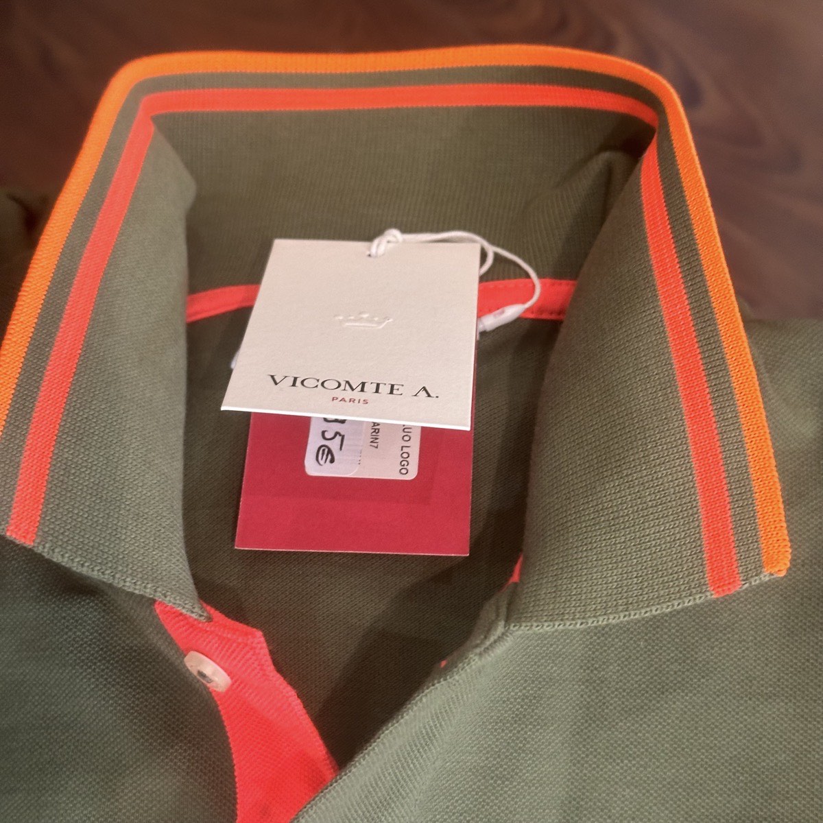 Vicomte Arthur Polo PHIO vert romarin logo fluo
