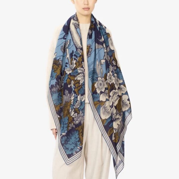 Inouï Éditions : Écharpe 90 Panthère Bleu – Image 2