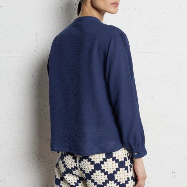 Bella Jones : Blouse Magneto – Image 2